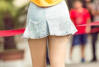 AISS爱丝(黄金版) – 你不能错过的街角干货：欣杨的写真集带你走入生活的细节