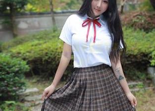 MFStar模范学院 – 胡润曦这组裤里丝写真，下载后尽情享受囧态百出！