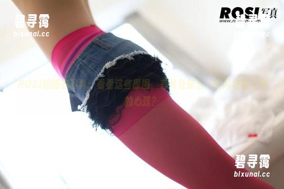 ROSI的睡衣写真：看看这些原图，有没有那么一瞬间勾动了你的心弦？