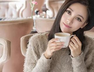 TGOD推女神 – 赵馨玥新照：美腿怎么那么会穿？快来看看！