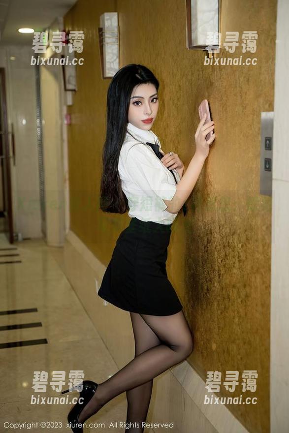 Xiuren秀人网-z杯悠悠 Xiuren秀人网 - 穿短裤的z杯悠悠:惊艳写真壁纸大曝光