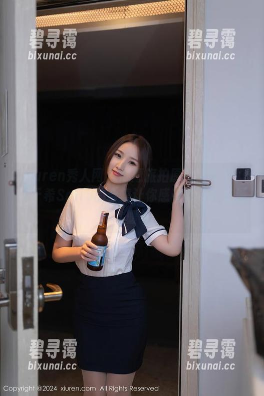 Xiuren秀人网 - 心愿旅拍原图大放送！周于希Sally的合集让你感受到浪漫与温暖