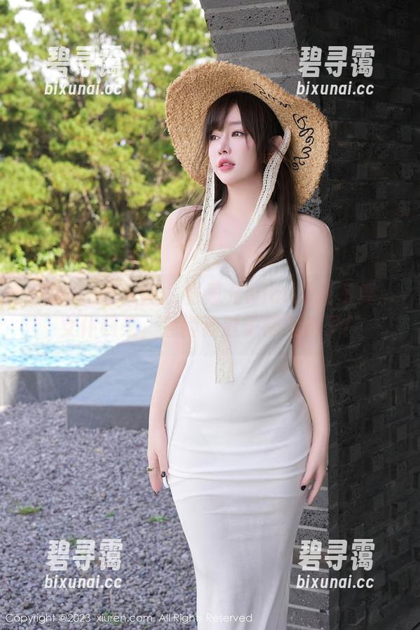 Xiuren秀人网 - 张思允Nice最新写真：女仆归来，惹得我肚子都要饿了！