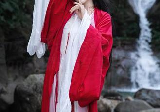 Xiuren秀人网 – 私房写真大曝光：木子nana温柔原图与真实的差距