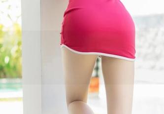 YouMi尤蜜荟 – 娜露selena的瑜伽图册，晨光下的身影，仿佛在镀上一层柔情。