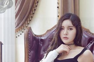 YouWu尤物馆 – 悦儿Yuky又出新作！少女写真集更新，谁在偷看？