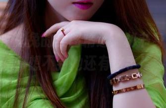 pans – 兔兔的美图精选：秘书身份曝光，想不到她还有这手！