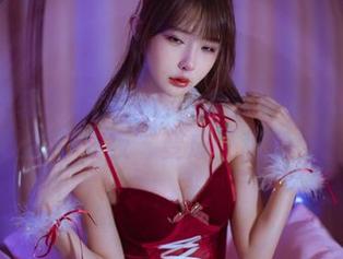 圣诞特辑写真大放送！余多多Dudu的美图让“平安夜”变成“甜蜜夜”！