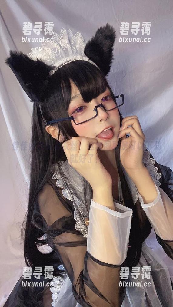 佳佳好难啊＆灰丝：这套图要是可以下载就好了！