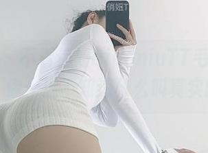 微密圈 – 不看俏妞qiaoniuTT毛衣全套图集，你永远不知道什么叫真实的美！