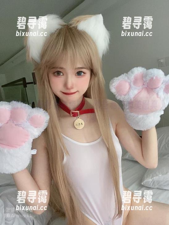 透过比基尼看倦倦喵：那些私拍的美图真实瞬间