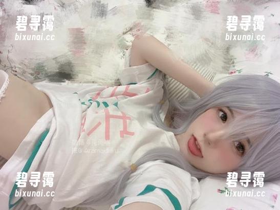 想知道倦倦喵为什么这么美？看看她的肉丝写真吧！