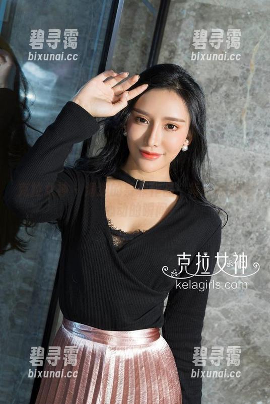 克拉女神 - 海边的慕菲作品：每一帧都是心动的瞬间