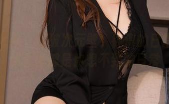 克拉女神 – 打破次元壁！钟淇的日常原图和套图都是你想不到的日常
