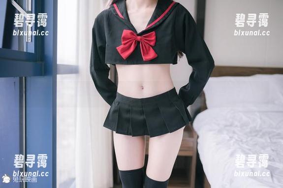 快来看！兔玩映画的浴缸里，细腿美图高清到可以点名了！