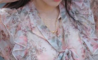 最近姜仁卿(강인경)连衣裙写真集更新，为什么我家衣架开始颤抖了？