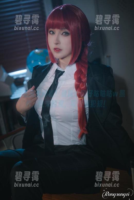 黑白逆兔大揭秘！最新小容仔咕咕咕w照片，快来围观，可爱到犯规！
