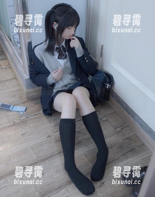 引爆眼球的最新黑丝JK，少女秩序原图你绝对要看！