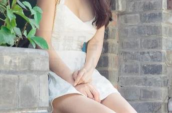 尤果网 – 周心情裸足合集，柔软与坚定的完美碰撞，让人欲罢不能！