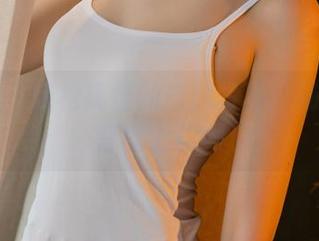尤果网 – 轻松搞怪的修女写真：杨乔之的套图无极限