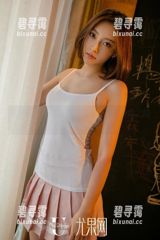 尤果网 - 轻松搞怪的修女写真：杨乔之的套图无极限