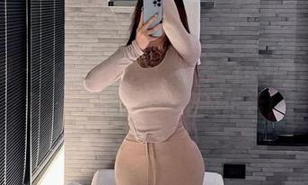 微密圈 – 女王的日常：希希Gina的套图合集，一起来偷袭她的生活！