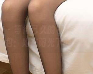 异思趣向 – 等待已久的小小无圣光清纯图包：她在阳光下的呼吸
