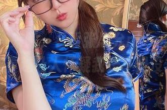 微密圈 – 来吧，看看张思允nice的御姐图包，越看越让人怀疑我是不是没救了？