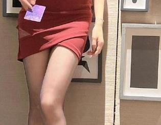 微密圈 – 你准备好迎接徐莉芝的美腿私房原图了吗？快来一起体验“腿部自由大趴”的乐趣吧！