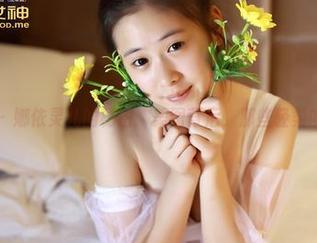 推女神 – 娜依灵儿的秘密：美图背后，那些轻柔的感触！