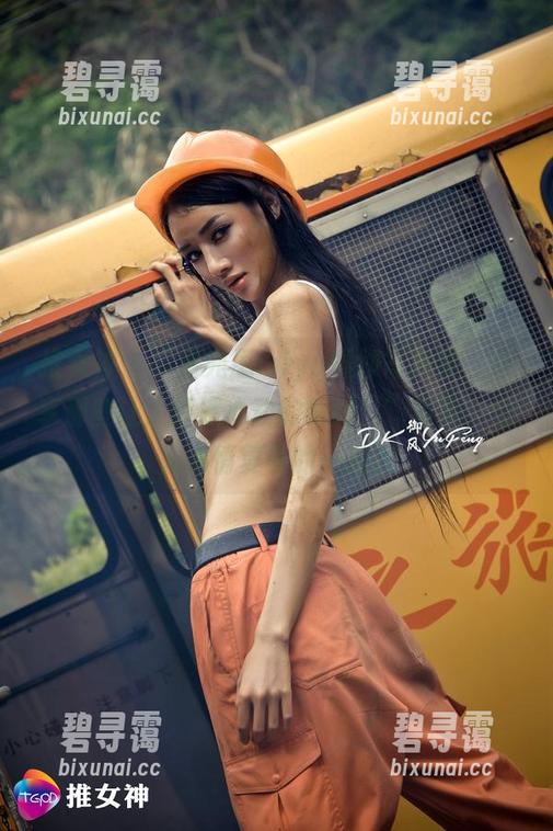 推女神 - “看宛恩miyu婚纱写真集，分享那些让人怦然心动的瞬间！”真是，让人心情复杂的一拍。