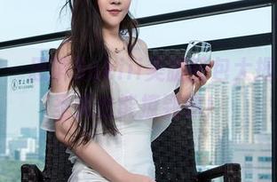 推女神 – 思淇Sukiii美腿图包大揭秘，没圣光也能撩到你！