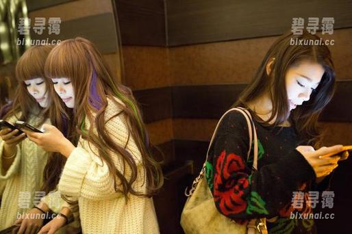 推女郎 - 最新更新！跟着Lina一起解锁毛衣的无限可能