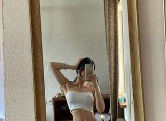 微密圈 – 白色印记，文茜cool高清写真给你无尽遐想！