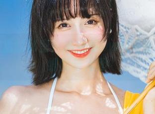 图片背后的秘密：木绵绵OwO内衣写真的细腻与大胆