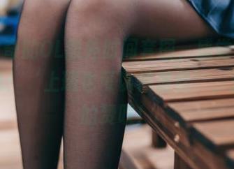 杏仁曲奇的OL额外时间套图，感觉每一张都在说：‘上班也可以很放松’，分享我的赞叹！