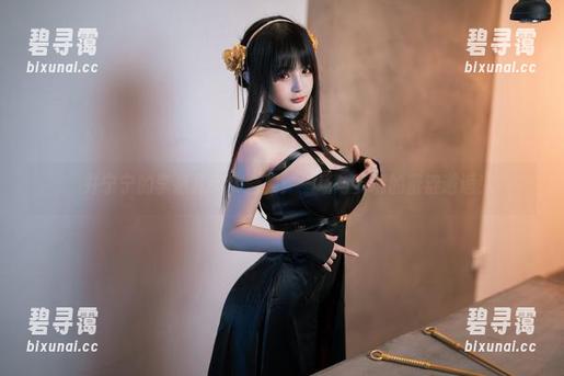 桜井宁宁的李瓶儿cos合集：一场与梦境的羞涩邂逅！