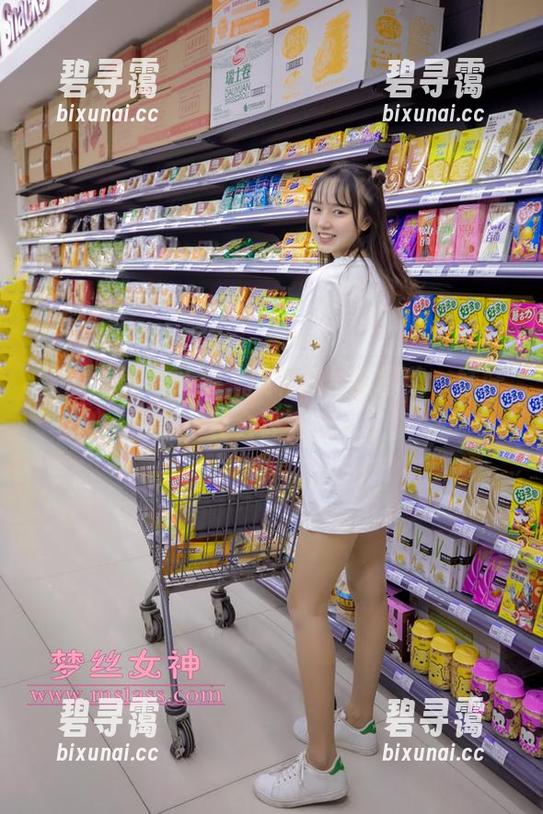 梦丝女神 - 哇塞，璇璇的最新图集，妹妹的姿势真会让我想多了。