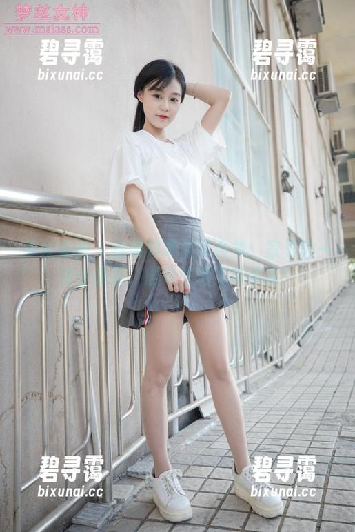 梦丝女神 - 魏婷婷黑袜子合集：家里的一点小情趣，居家生活不再单调！