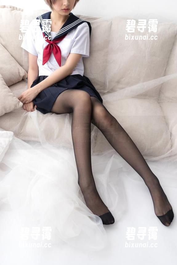 森萝财团 - 误入小兰的白丝K制服少女世界，原图竟然免费下载！