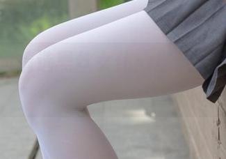 森萝财团精选黑丝女仆：当黑色与纯真相遇