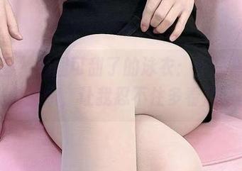 微密圈 – 汤圆可甜了的泳衣：作品背后，光影交织，让我忍不住多看几眼。