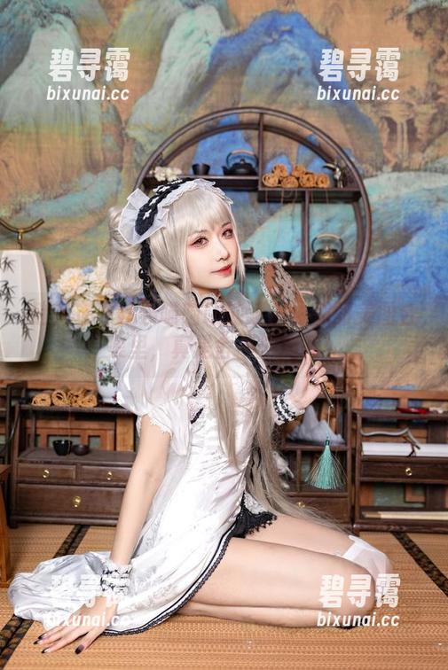 迷失在源纱希喵喵喵的狸猫绫波丽美图合集里，真是舍不得离开！