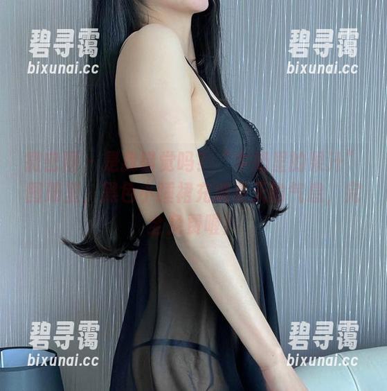 微密圈 - 是我错觉吗？“牛奶里的果汁”图册里，黑色小睡裙充满夏天的气息，完全免费喔！
