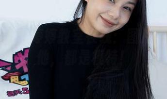 物恋传媒 – 婷婷教室在线：图片中的你我他，都是模特！