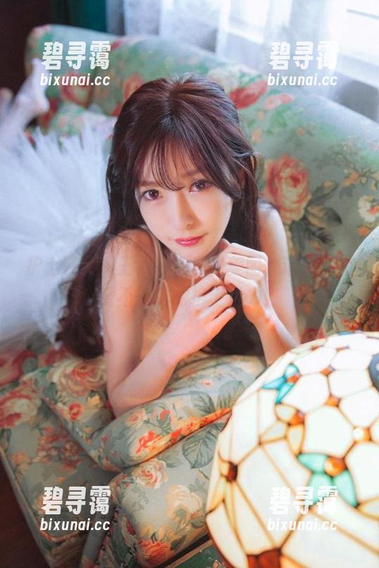 王羽杉 护士装女神王羽杉:私拍美图,让我们感受不一样的护士魅力!
