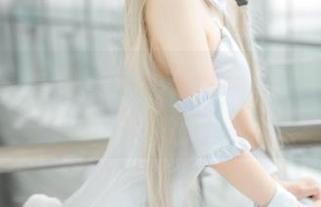 疯猫ss与锁链：被囚禁少女写真套图的灵魂对话