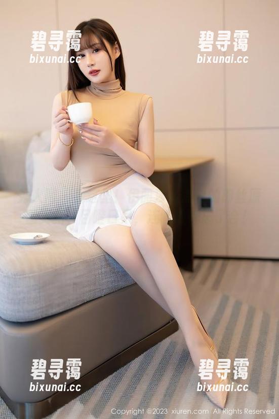 秀人网 - 看这里！伊丽莎有点白的肉丝原图更新，目瞪口呆，连嘴巴都忘了合！