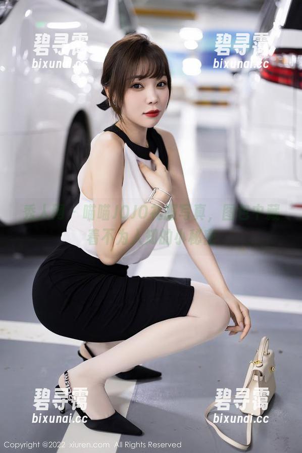 秀人网 - 喵喵JOJO礼服写真，图包中藏着不为人知的小秘密