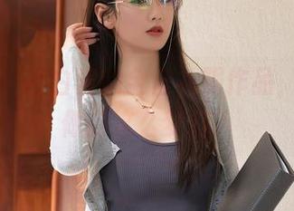 秀人网 – 甜白酱的全套礼服作品，怎么能做到这么梦幻？